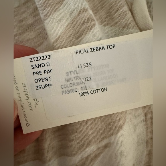 BNWT Z Supply Tropical Zebra Top, 100% cotton, size small. - Picture 8 of 8